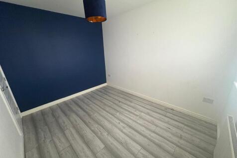 WhatsApp Image 2025-11-07 at 12.40.58_c71212e8.jpg