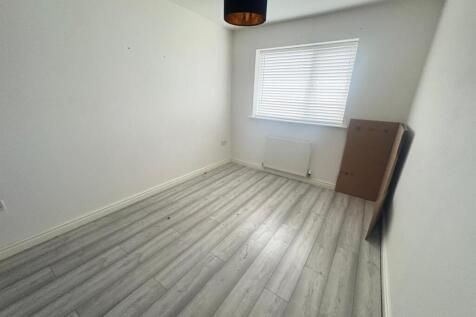 WhatsApp Image 2025-11-07 at 12.41.02_c63583d3.jpg