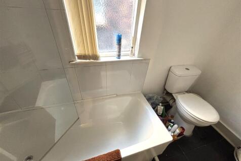 Bathroom.jpeg