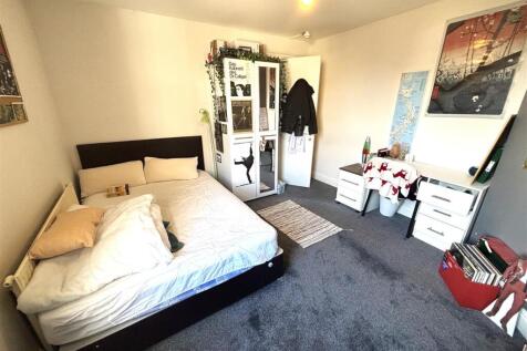 Bedroom 1.jpeg