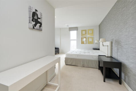 Principle Bedroom