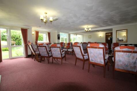 Communal Lounge.JPG