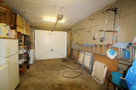 garage.jpg