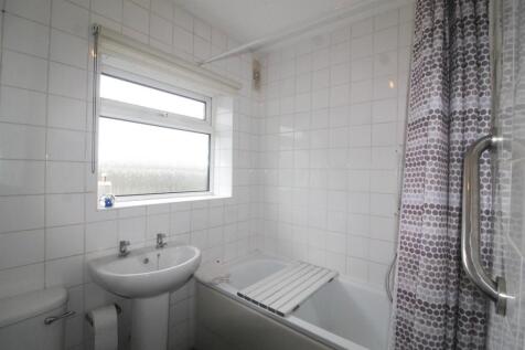 E Bathroom.jpg