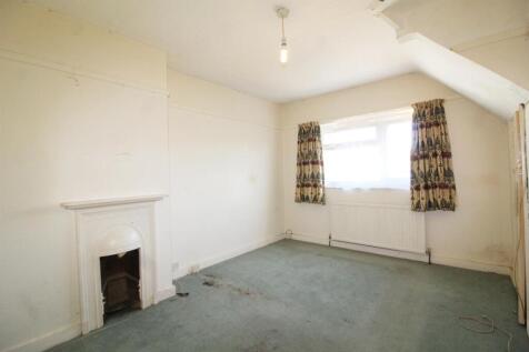 e Bedroom 2.jpg