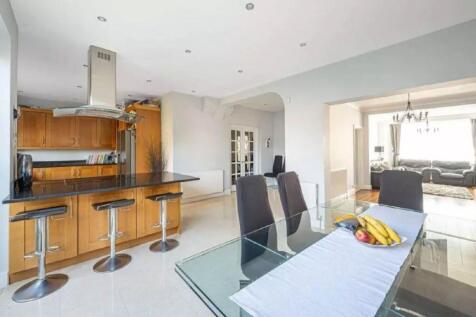 KITCHEN &amp; DINING ROOM.JPG