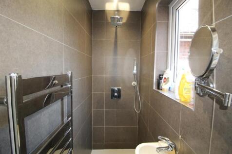 En-suite.JPG