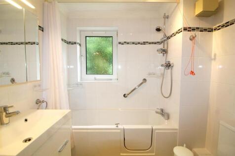 e Bathroom.jpg