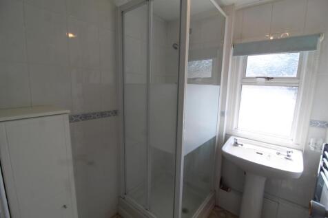 Shower Room edit.jpg