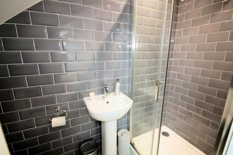 View of En-suite Shower