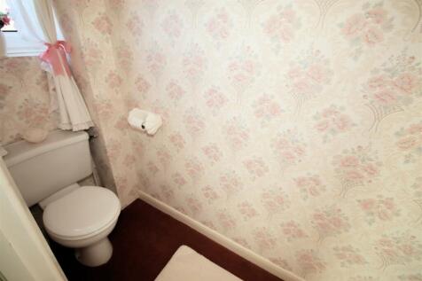 1st Floor Cloakroom