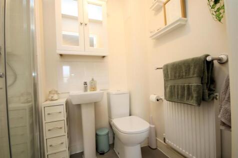 View of En-suite Shower Room