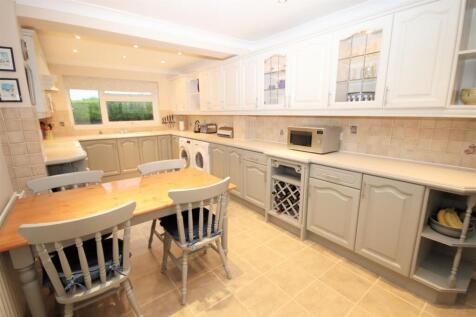 View of Kitchen/Breakfast Room