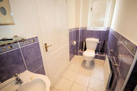View of En-suite Shower Room 2
