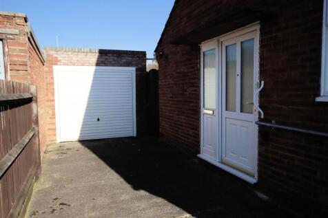 Detached Garage