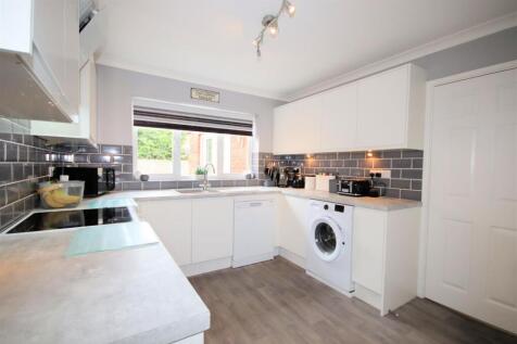 Fitted Kitchen