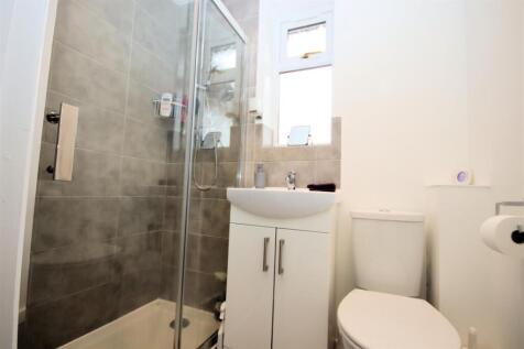 View of En-suite Shower Room