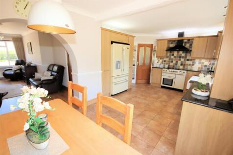 View of Kitchen/Breakfast Room