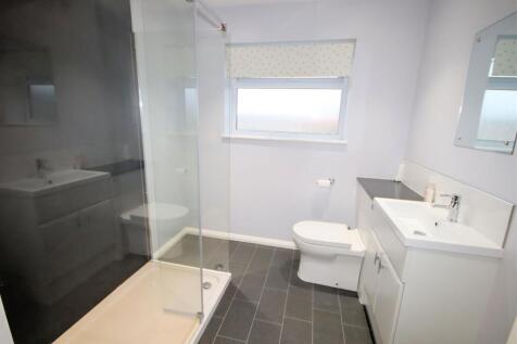 En-suite Shower Room 2