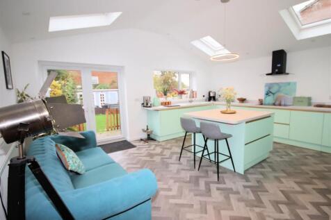 Kitchen / Family Room