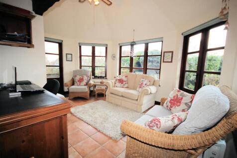 Sitting Room/Conservatory
