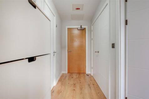 hallway.jpg