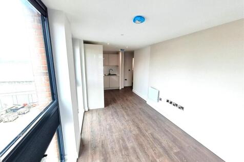 Marketing - Un Furn 1.jpg