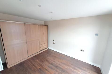 Marketing - Un Furn 4.jpg