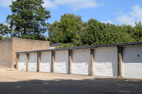 Garage for Sale In east Finchley/Hampstead Garden