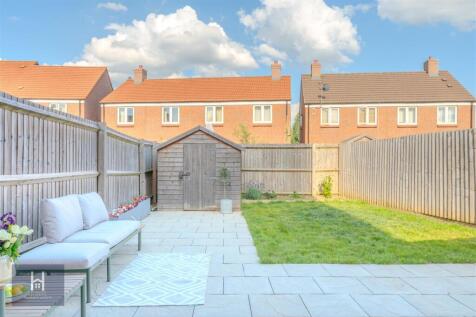 BACK GARDEN.jpg