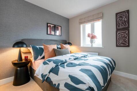 A second double bedroom means you don&#39;t need to compromise on space