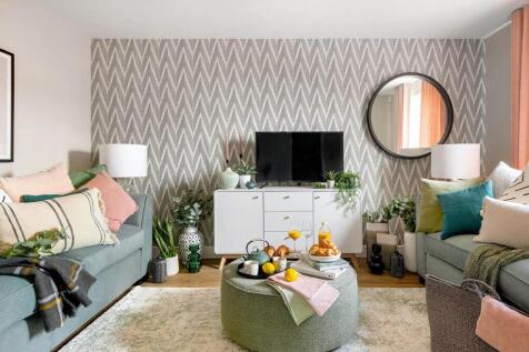 The lounge offers a bright and airy place to the family to spend time together