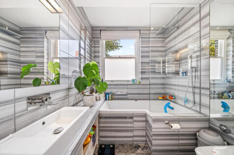 Flat C, 2 Cathcar...
