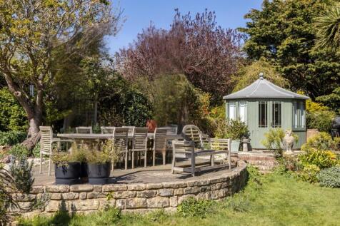 Terrace &amp; Summerhouse