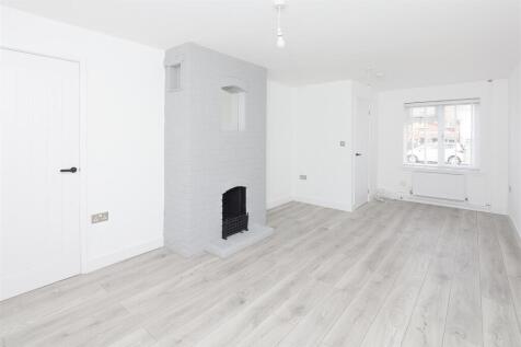 152 Buckley Road CV32-4.jpg