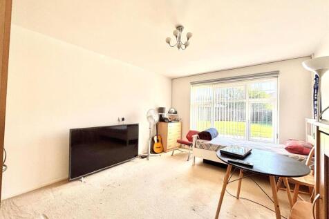 WhatsApp Image 2025-09-22 at 11.53.02_df440aef.jpg