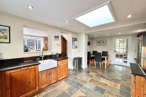 WhatsApp Image 2025-09-26 at 13.51.27_02687e90.jpg