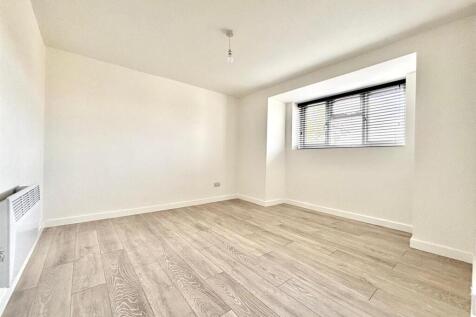 WhatsApp Image 2025-10-25 at 12.55.09_f943f733.jpg