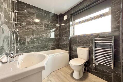 WhatsApp Image 2025-10-25 at 12.55.09_2728686f.jpg