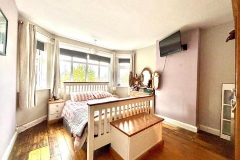 WhatsApp Image 2025-10-31 at 15.07.30_48447f5f.jpg