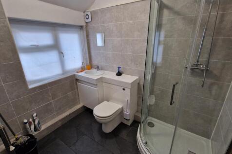 Bathroom1