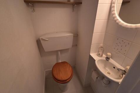 Downstairs wc