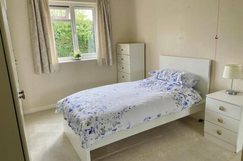 new bed photo.jpg