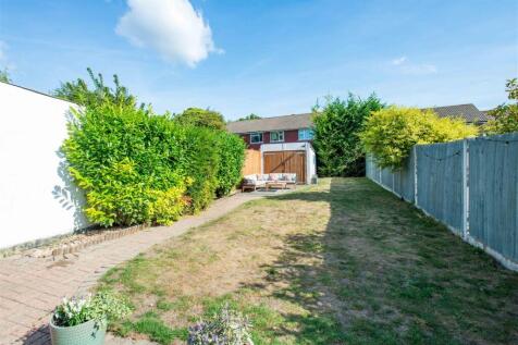 2025.08.22 - 71 Borkwood Way, BR6 9PE-1936.jpg