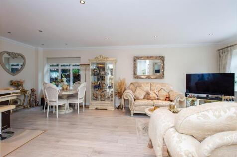 2025.10.14 - 4 Alma Barn Mews, BR6 7FE-2609.jpg