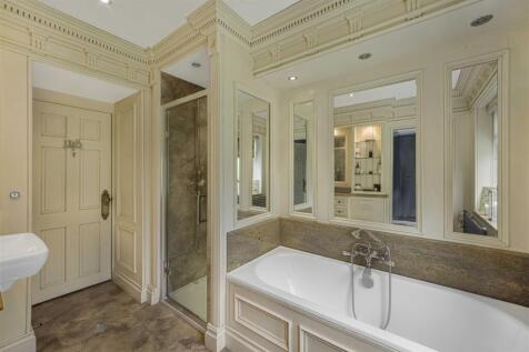 Master En-suite