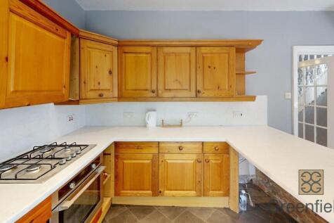 Selby-Chase-Kitchen copy.jpg