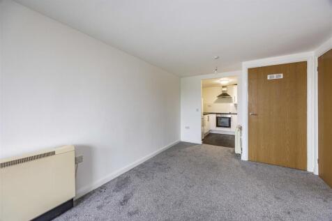 Flat405SheridanCourt-11.jpg