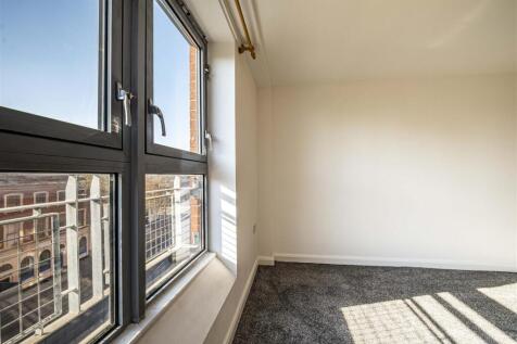406 Sheridan court  4 of 7.jpg
