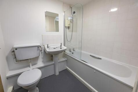 Flat407SheridanCourt-4.jpg